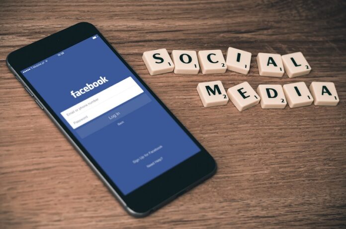 facebook-social-media unsplash.com